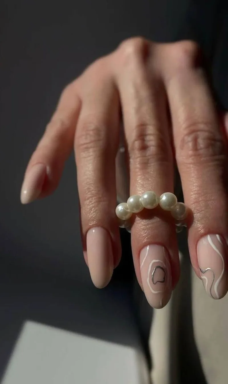 RM Nail Salon pearl line detail gallery image