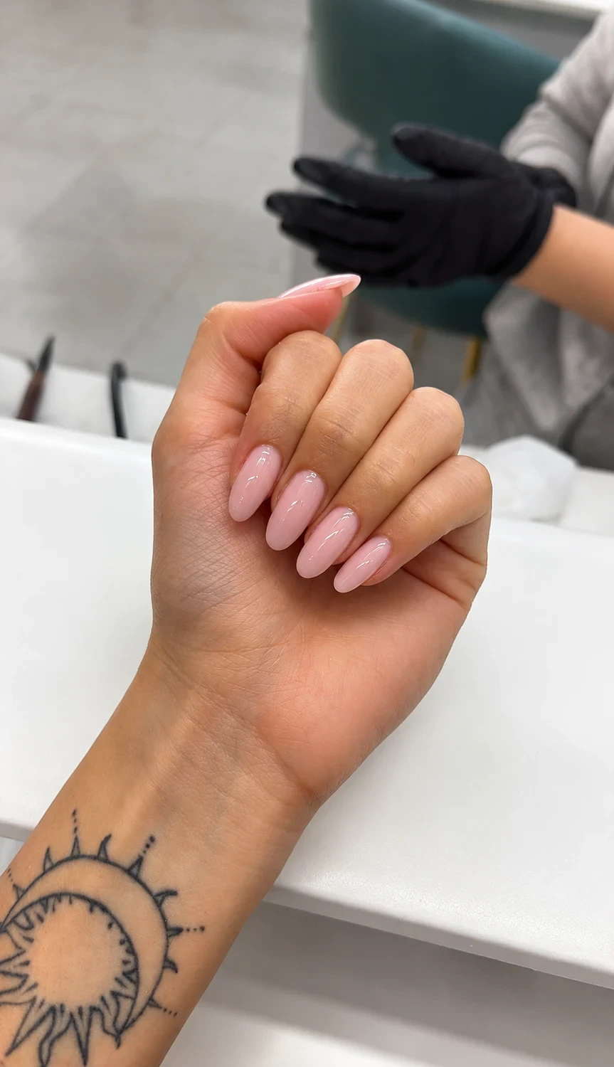 Manicure design from the RM Nail Salon gallery